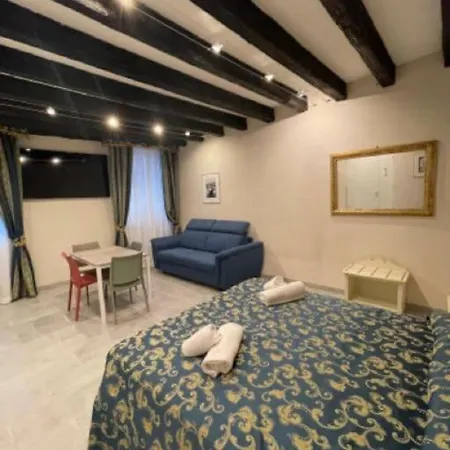 Ca'antica Sinagoga - Canal Front Apartment *